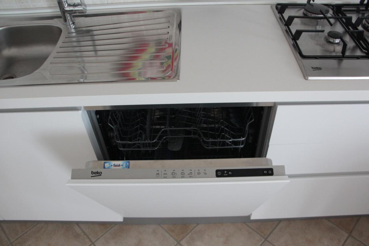 F&G 71100 - - Colazione Inclusa - Box Auto Privato Su Richiesta Foggia Exteriör bild